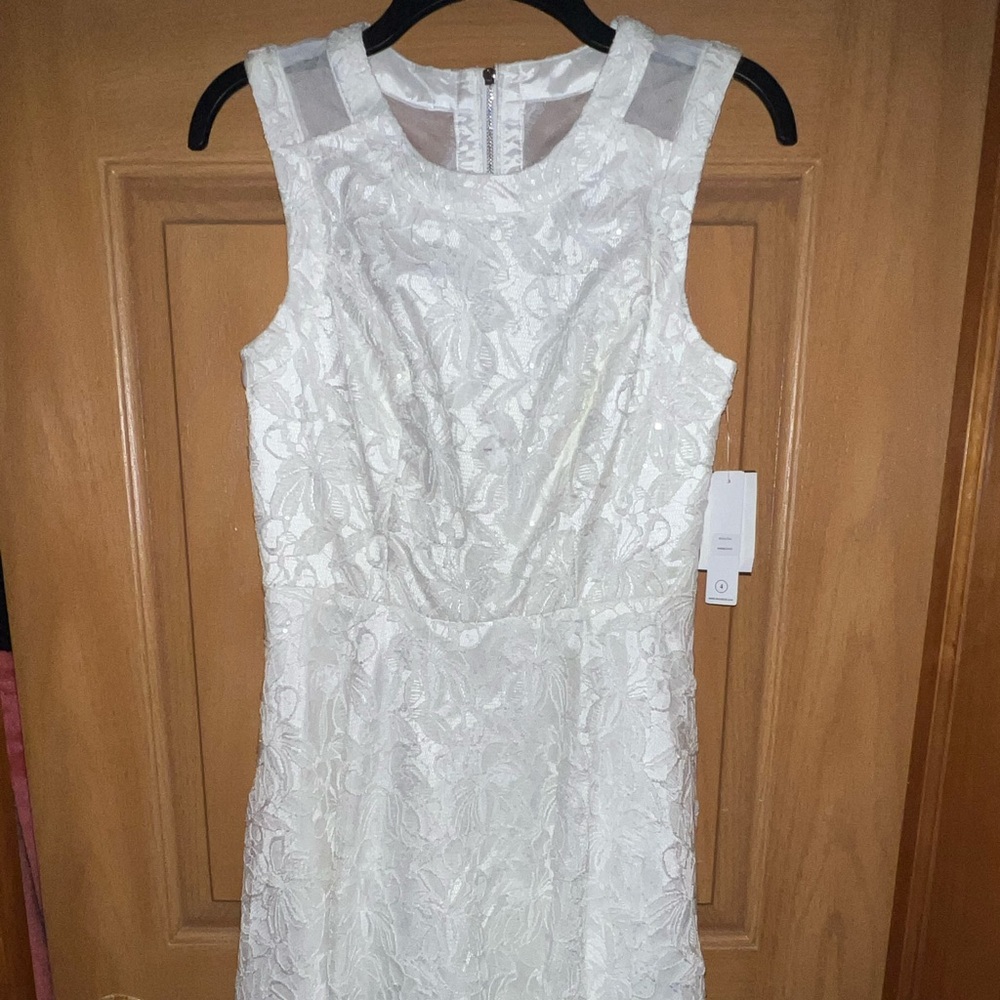 NWT Decode 1.8 White Dress Size 4